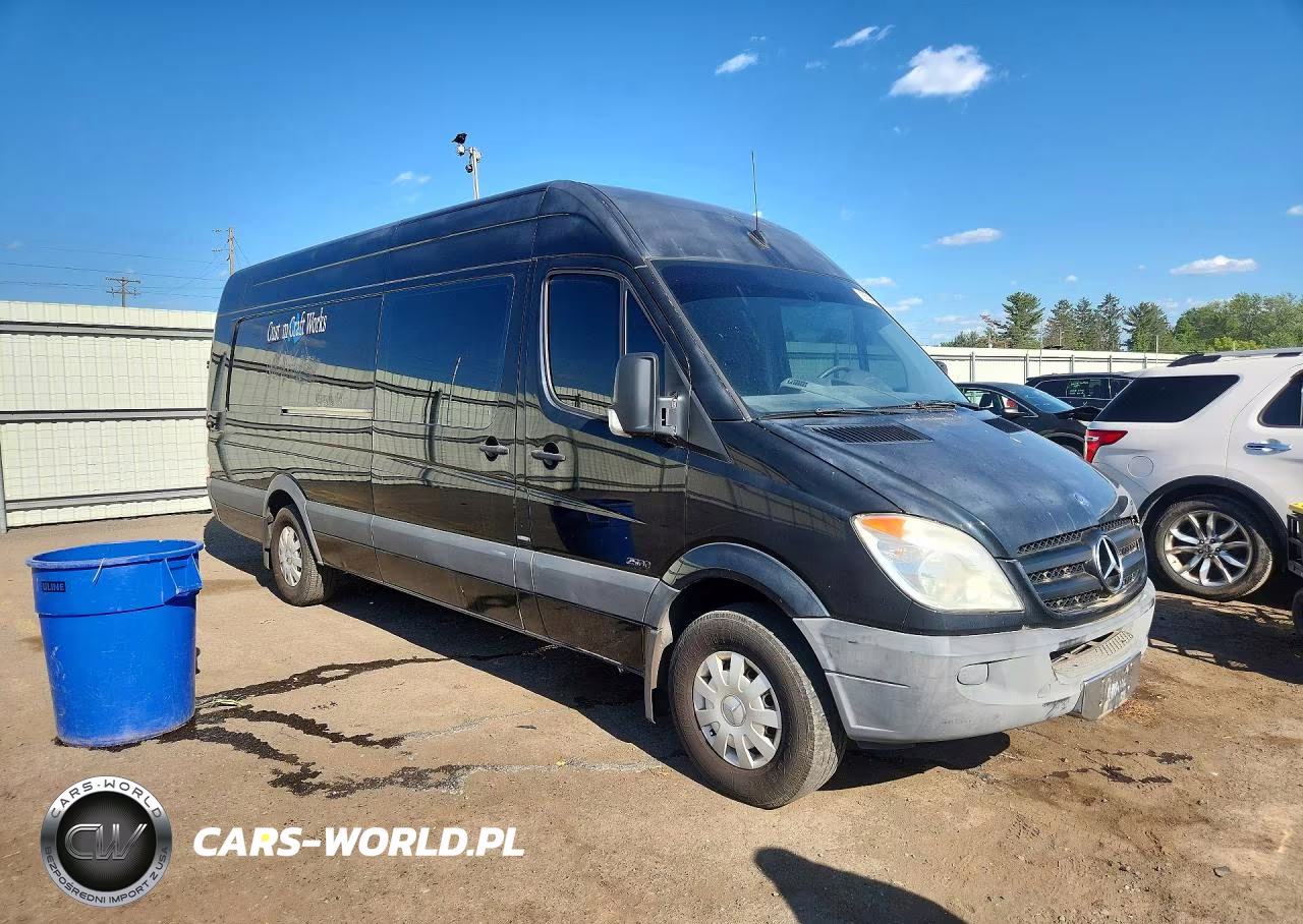 2011 Mercedes-Benz Sprinter 2500 VIN:WD3PE8CC8B5531693 - 4