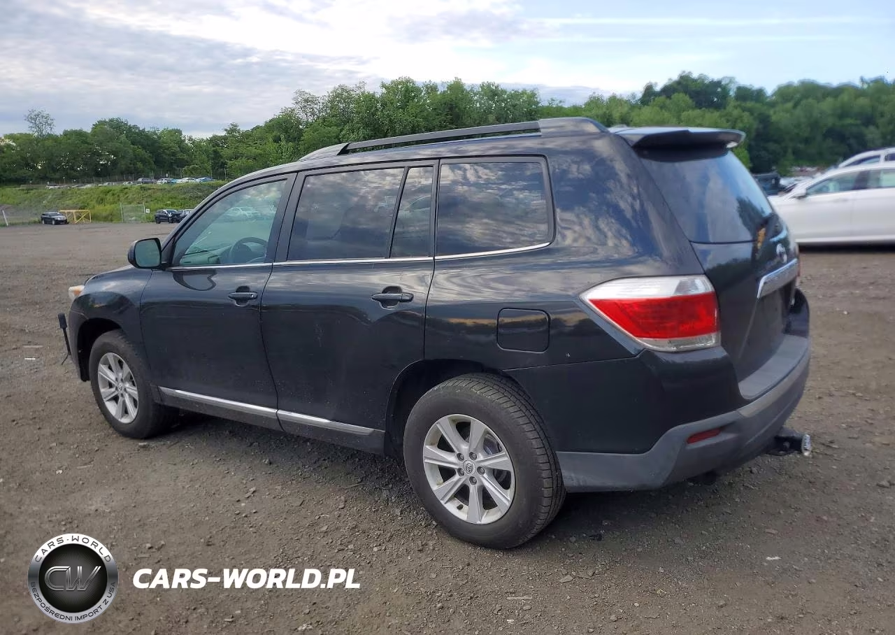 2011 Toyota Highlander Base VIN:5TDBK3EH7BS057931 - 2