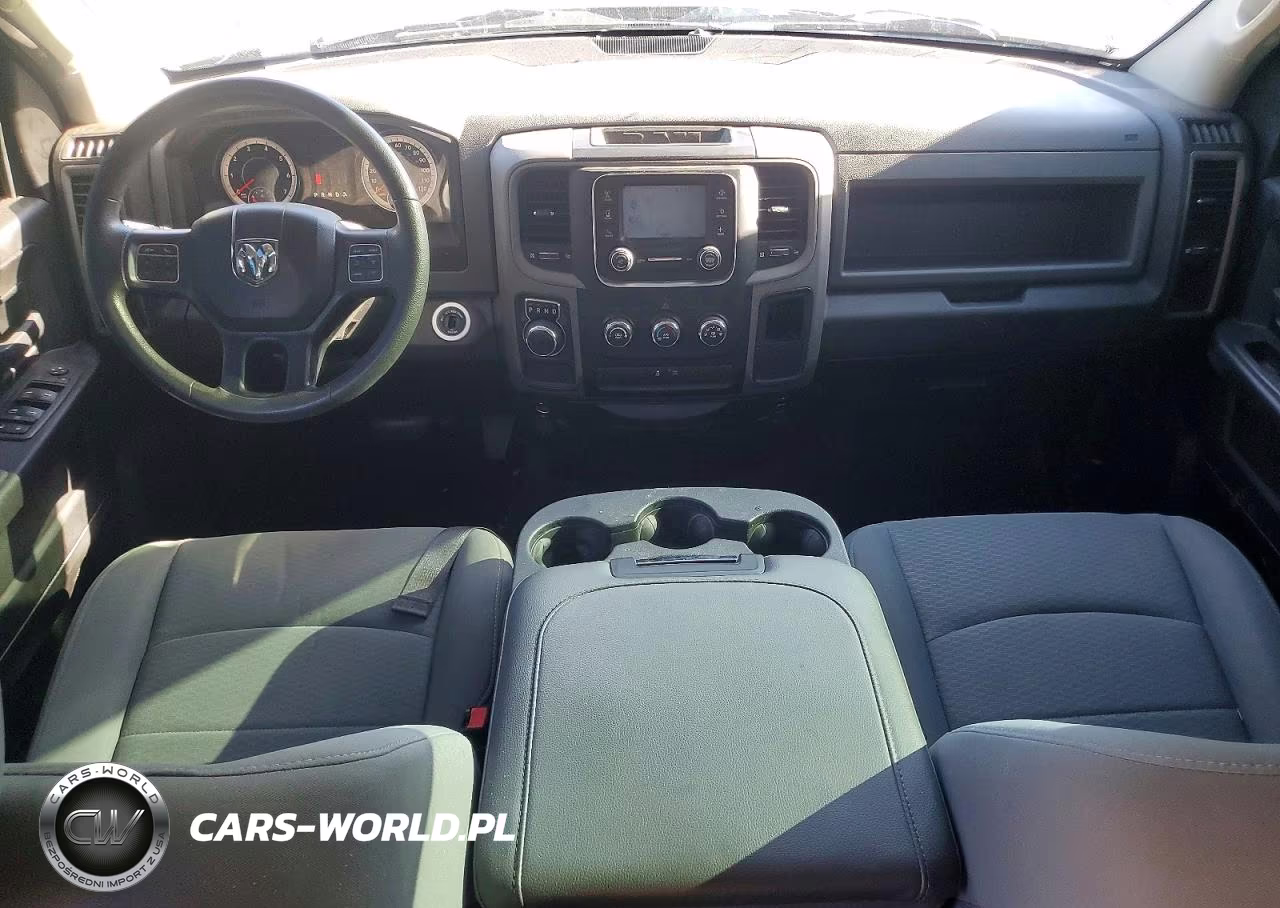2019 Ram 1500 Classic Tradesman VIN:1C6RR6FG9KS628285 - 8