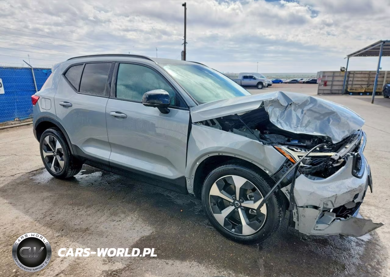 2026 Volvo Xc40 Plus VIN:YV4L12UC1T2740625 - 4