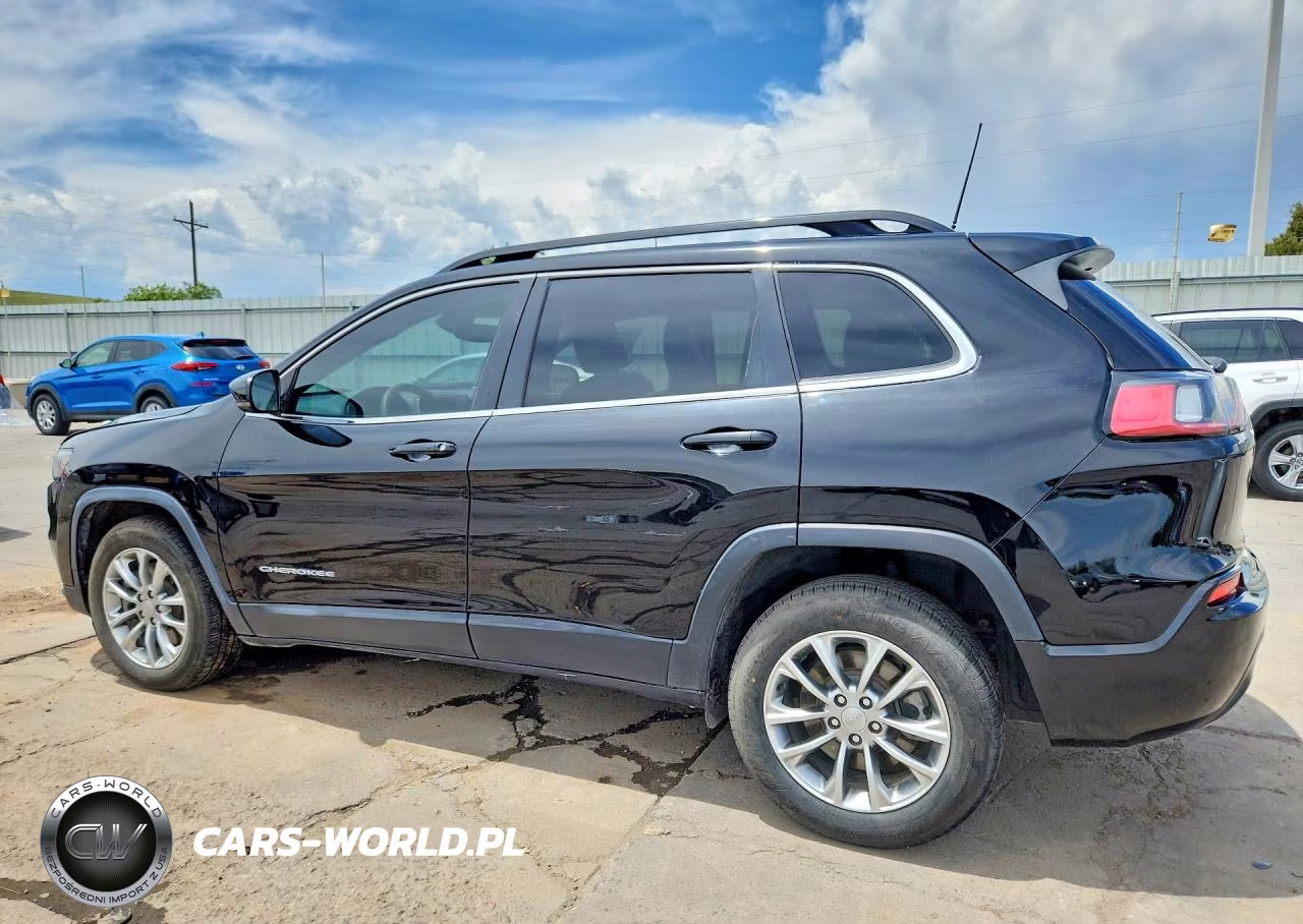2022 Jeep Cherokee Latitude Lux VIN:1C4PJLMX6ND521180 - 2