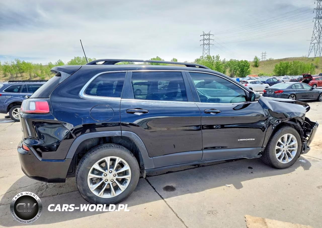 2022 Jeep Cherokee Latitude Lux VIN:1C4PJLMX6ND521180 - 3