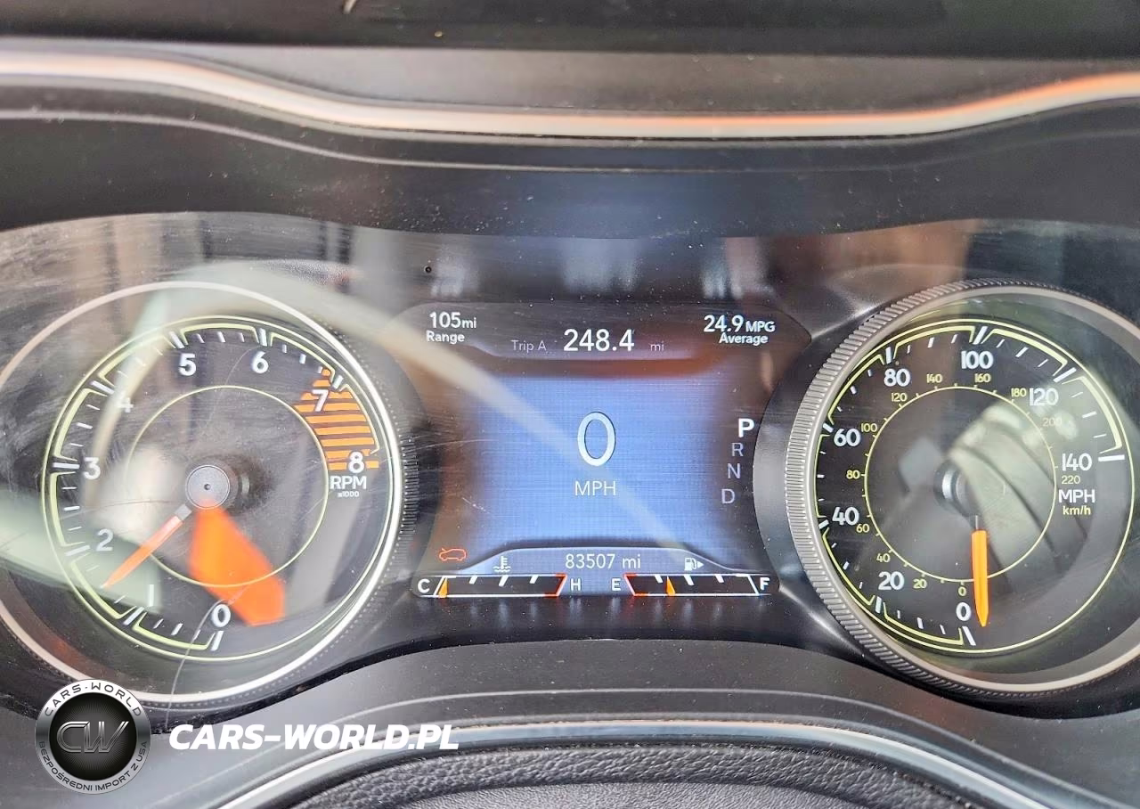 2022 Jeep Cherokee Latitude Lux VIN:1C4PJLMX6ND521180 - 9