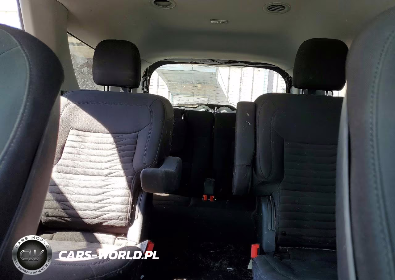 2020 Ford Explorer Xlt VIN:1FMSK8DH4LGD03985 - 10