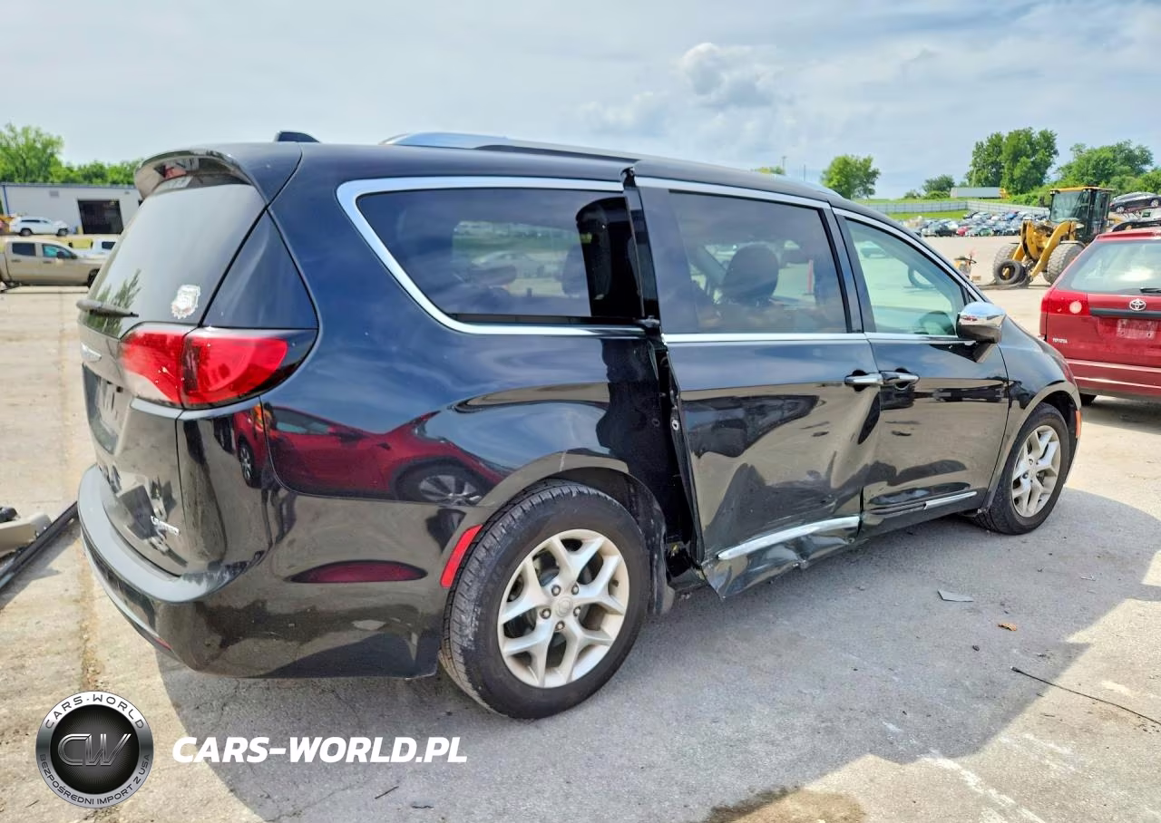2020 Chrysler Pacifica Limited VIN:2C4RC1GG3LR271278 - 3