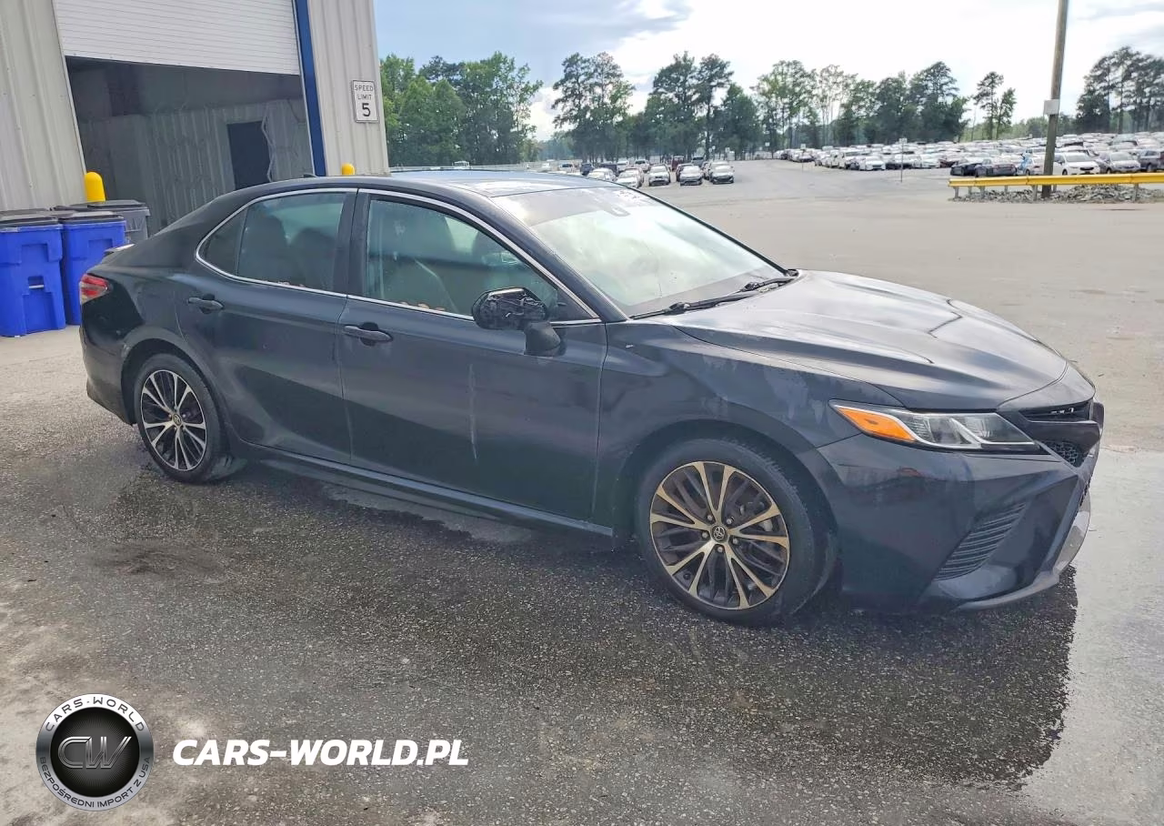 2020 Toyota Camry Se VIN:4T1G11AK3LU333626 - 4