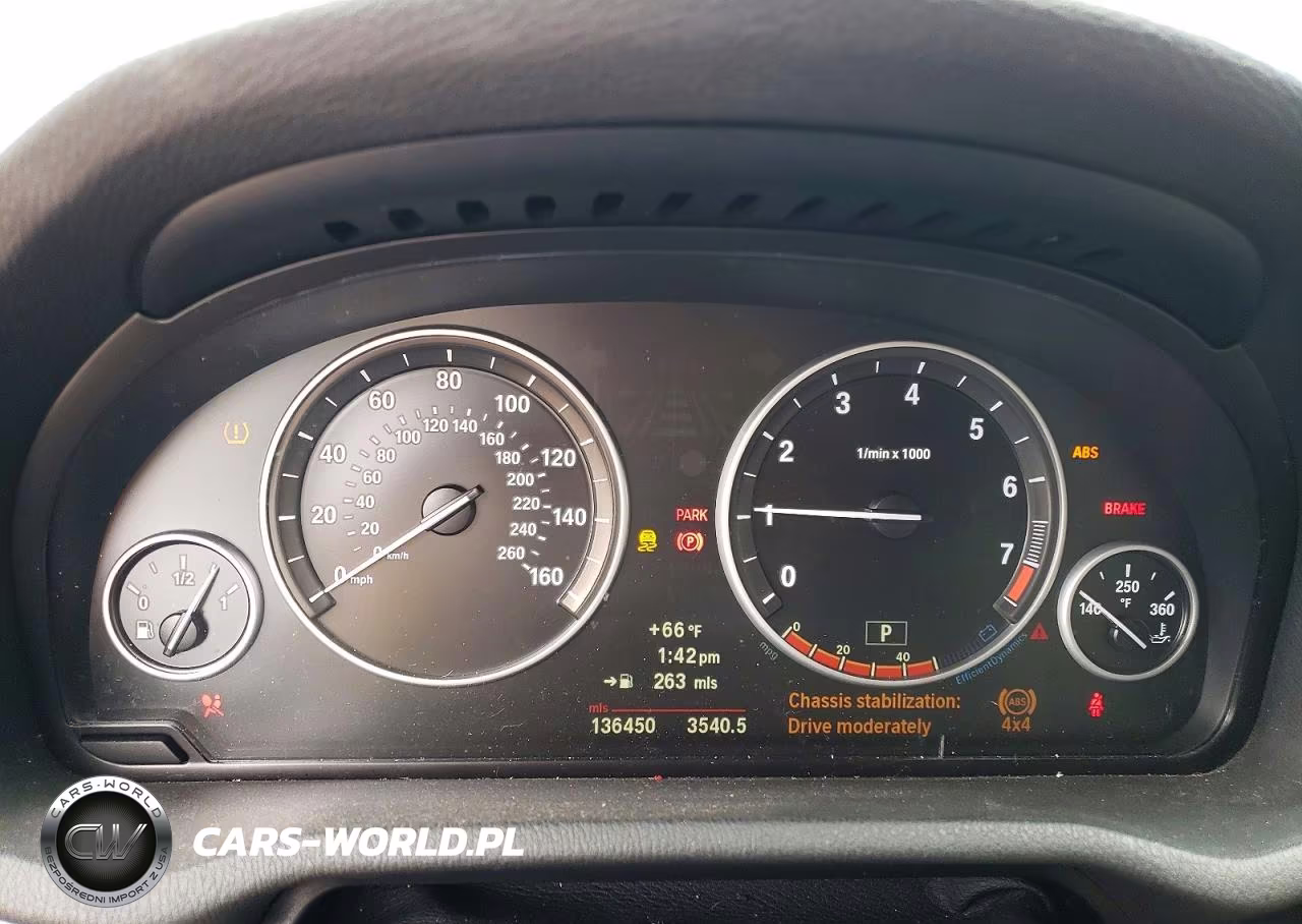 2012 BMW X3 VIN:5UXWX5C53CL719044 - 9