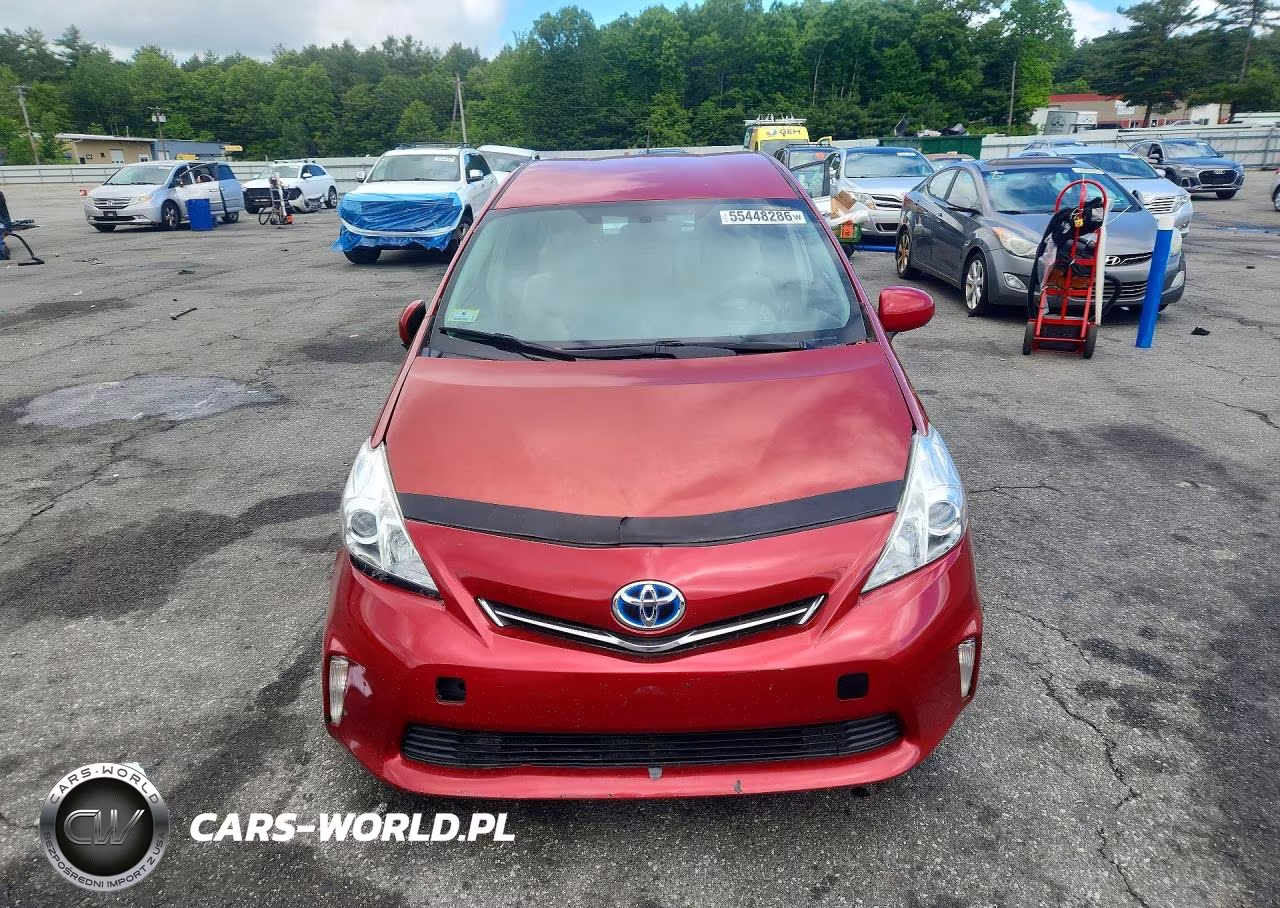 2012 Toyota Prius V Two VIN:JTDZN3EU8C3134182 - 5