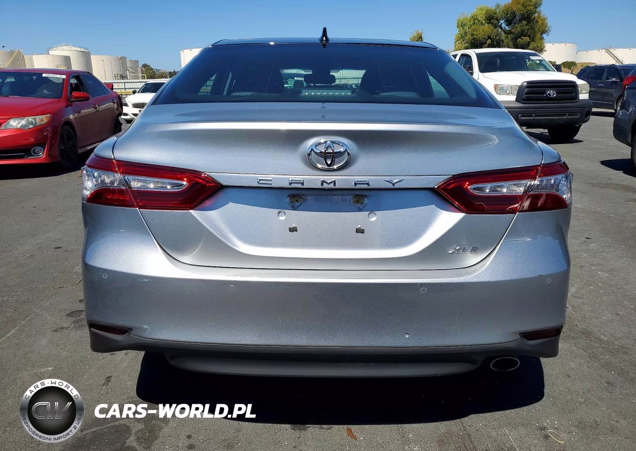 2018 Toyota Camry Xle VIN:4T1B11HK4JU058474 - 6