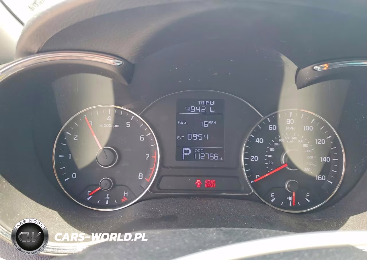 2016 Kia Forte Lx VIN:KNAFK4A60G5586630 - 9