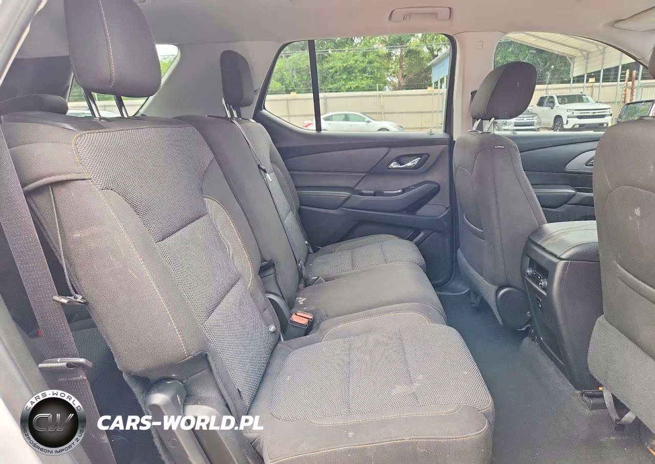 2018 Chevrolet Traverse Ls VIN:1GNERFKW3JJ133404 - 11