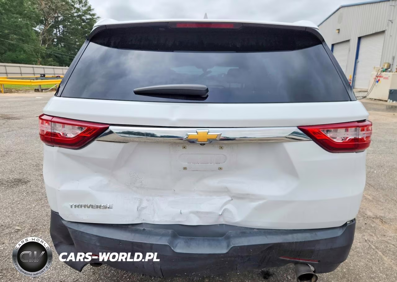 2018 Chevrolet Traverse Ls VIN:1GNERFKW3JJ133404 - 6