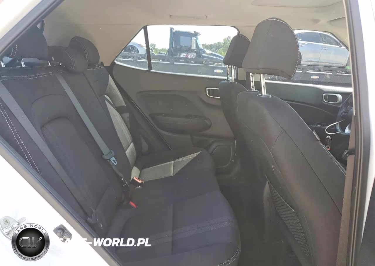 2020 Hyundai Venue Sel VIN:KMHRC8A31LU022233 - 11