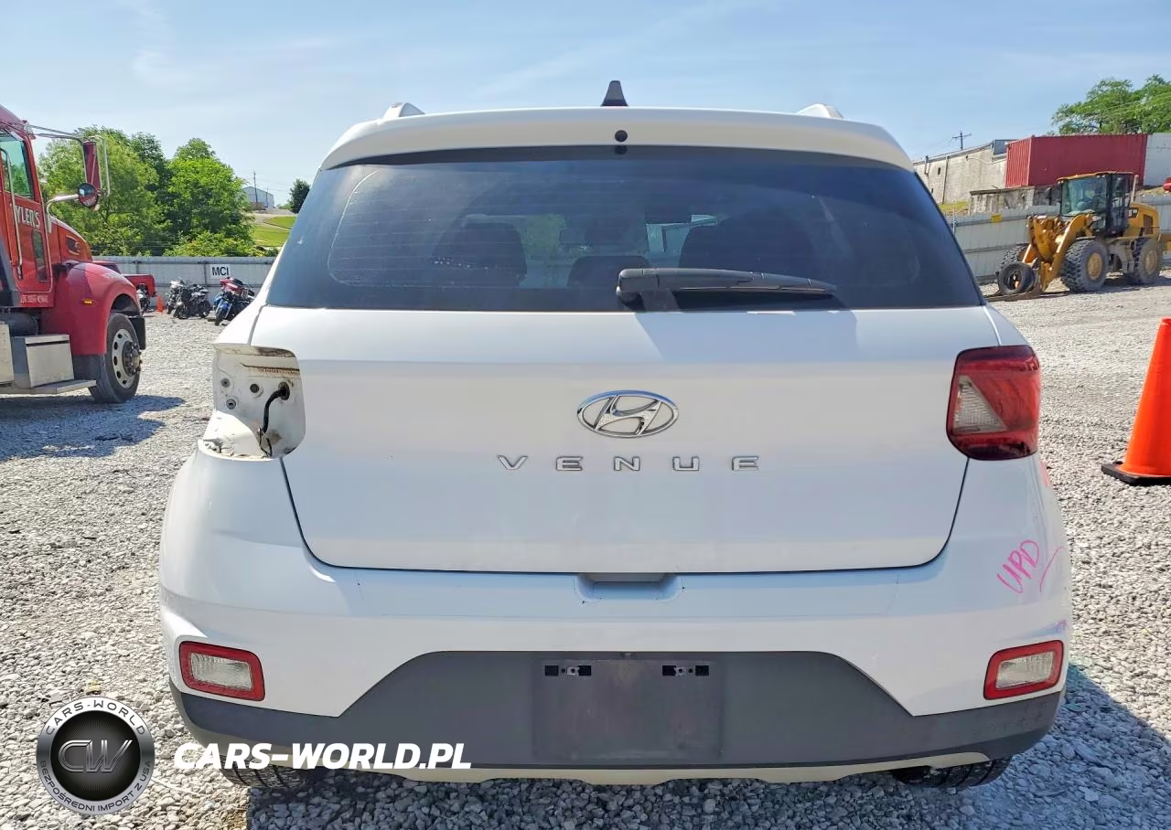 2020 Hyundai Venue Sel VIN:KMHRC8A31LU022233 - 6