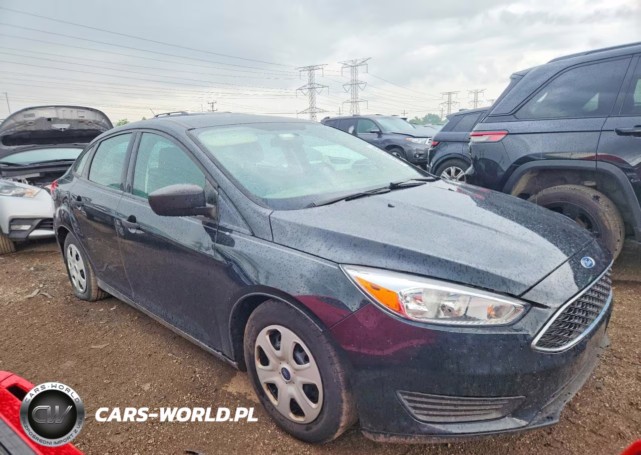 2016 Ford Focus VIN:1FADP3E20FL312325 - 4