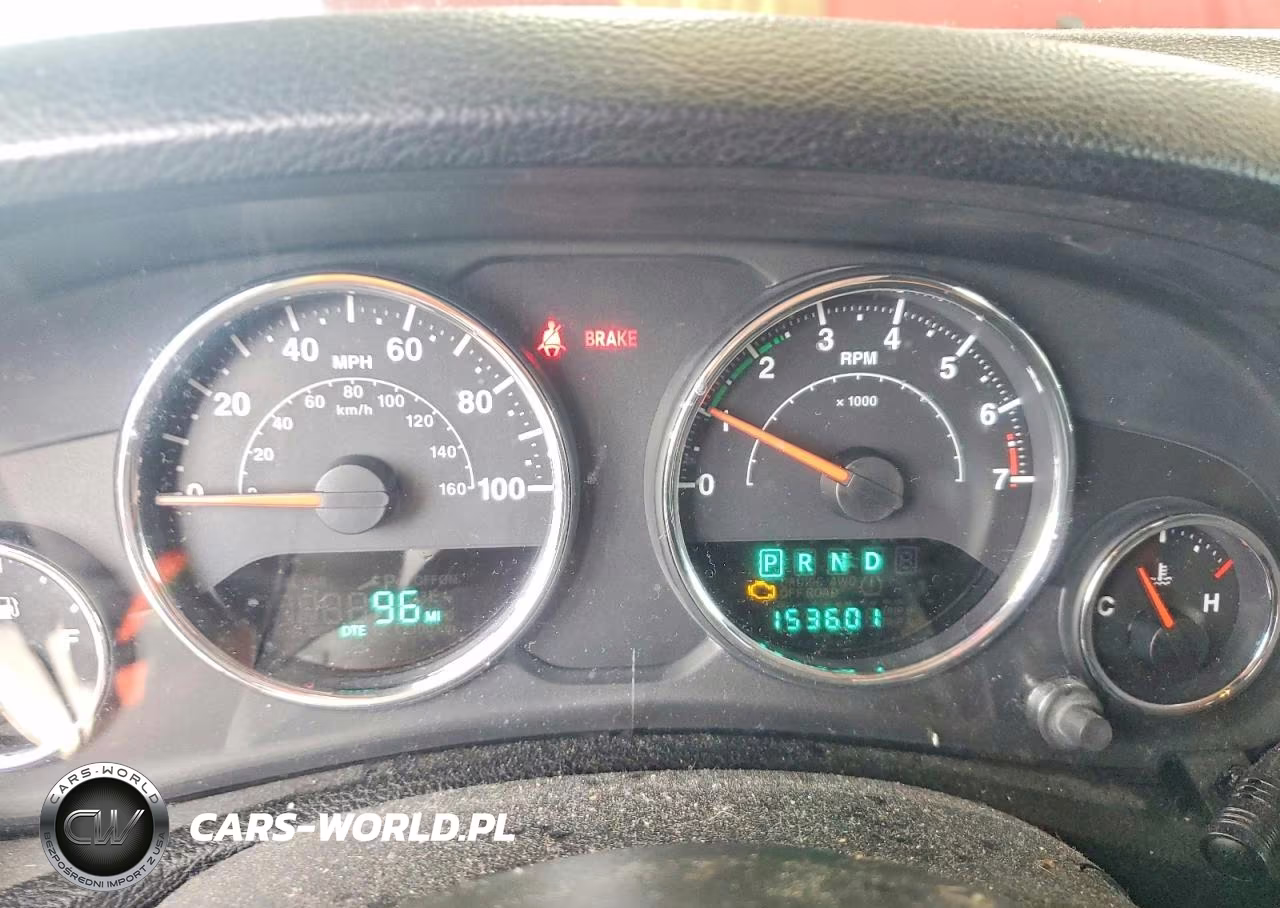 2012 Jeep Wrangler Unlimited Sport VIN:1C4BJWDG9CL184177 - 9