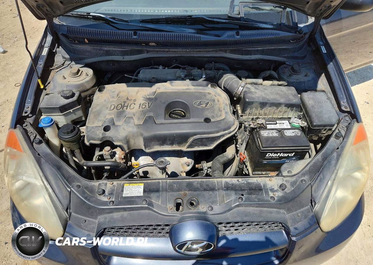 2008 Hyundai Accent Gs VIN:KMHCM36C78U091370 - 11