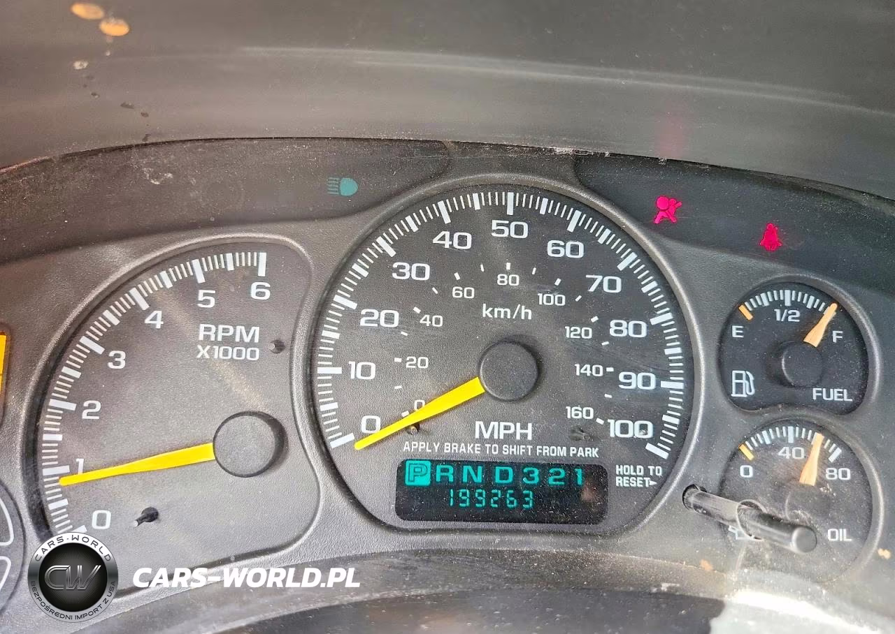 1999 Chevrolet Silverado K1500 VIN:1GCEK14T3XZ203996 - 9