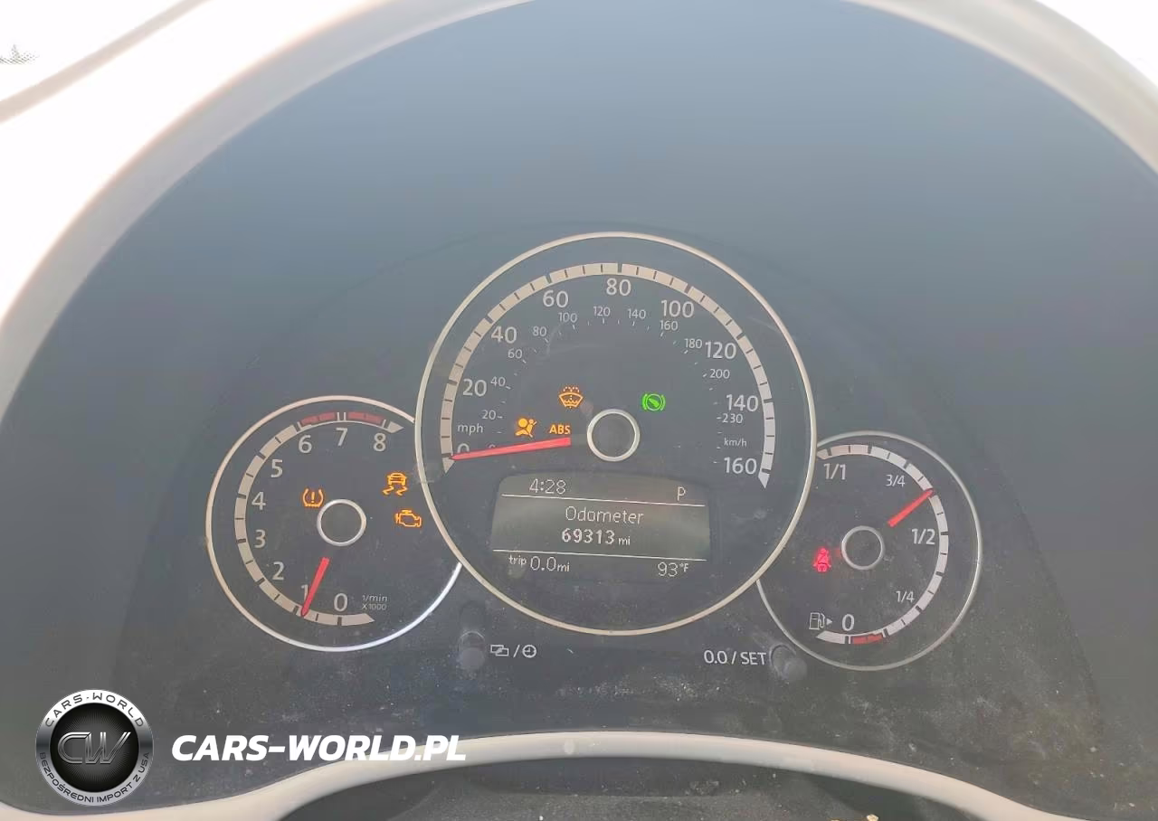 2013 Volkswagen Beetle VIN:3VW5X7AT6DM826046 - 9