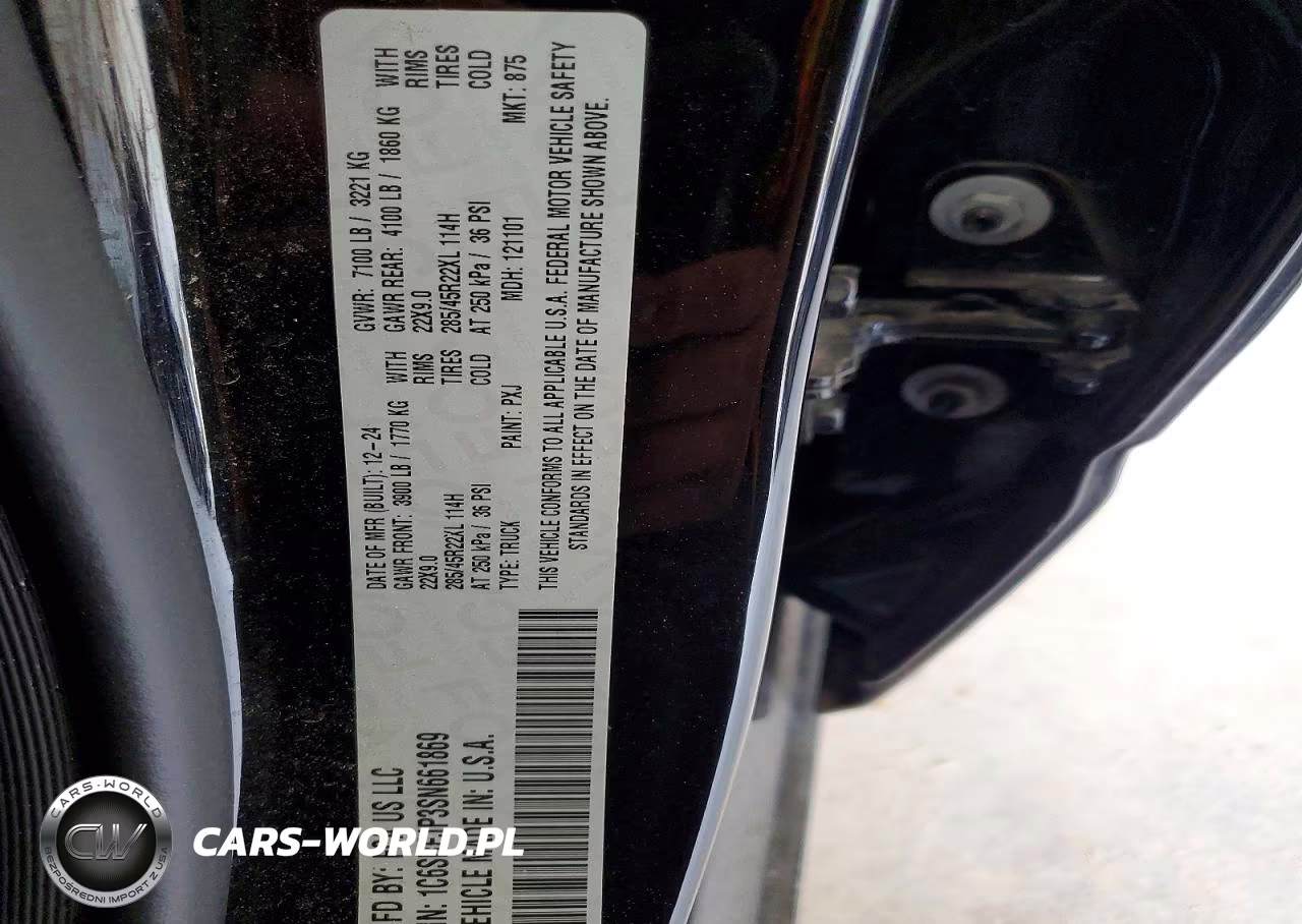 2025 Ram 1500 Laramie VIN:1C6SRFJP3SN661869 - 12