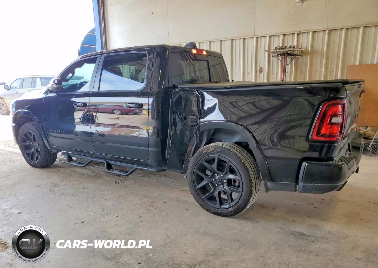 2025 Ram 1500 Laramie VIN:1C6SRFJP3SN661869 - 2