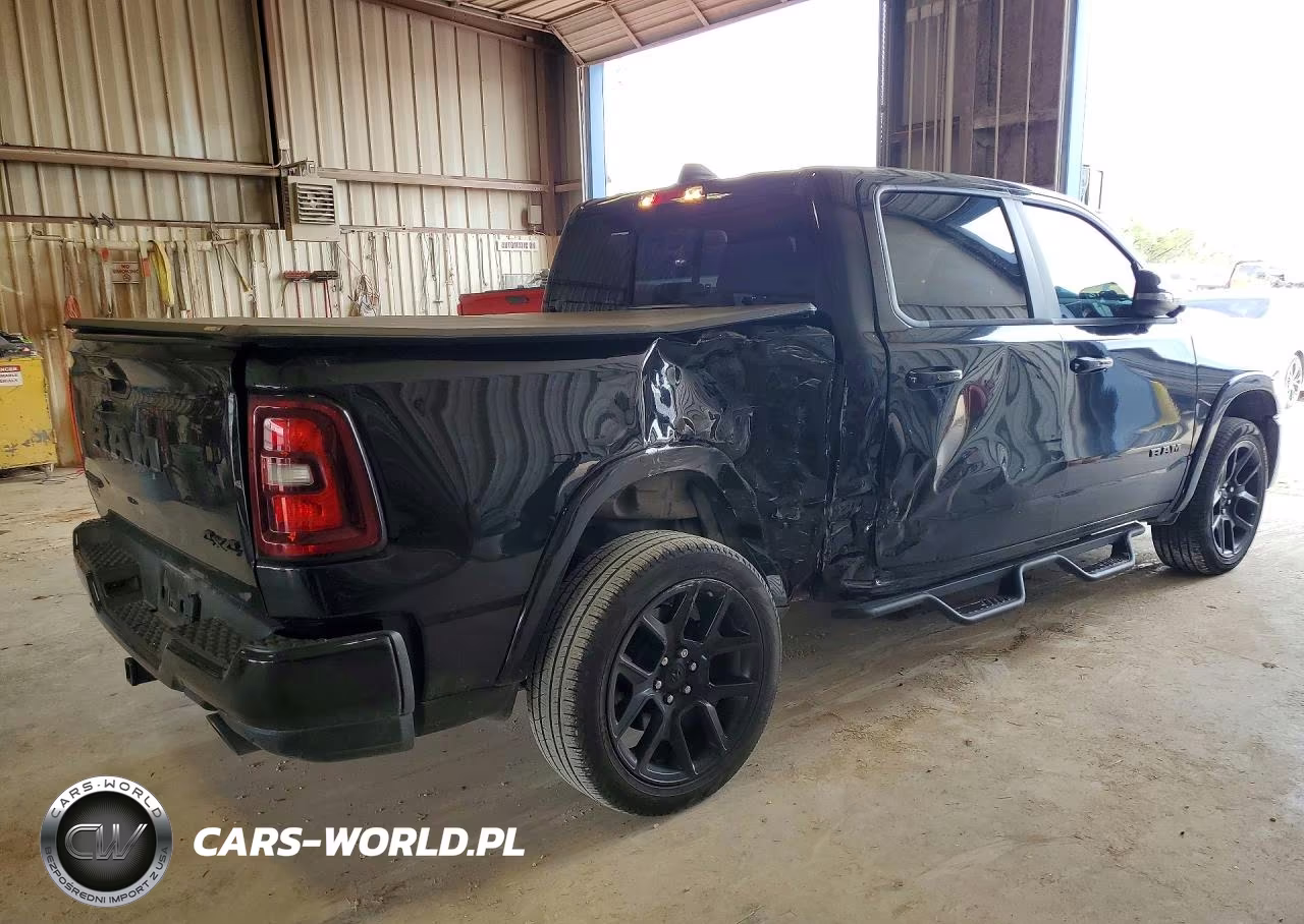 2025 Ram 1500 Laramie VIN:1C6SRFJP3SN661869 - 3
