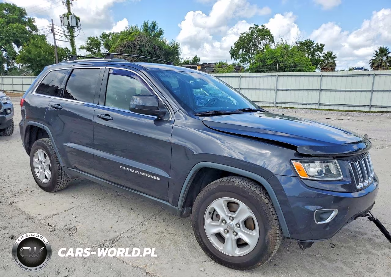 2015 Jeep Grand Cherokee Laredo VIN:1C4RJFAG7FC705128 - 4