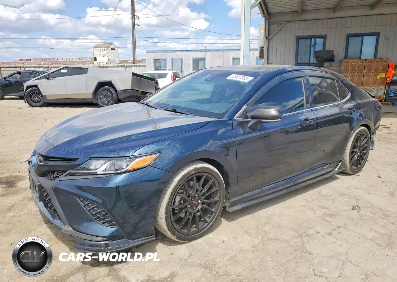 2018 Toyota Camry Se – zdjęcie 1 z 13