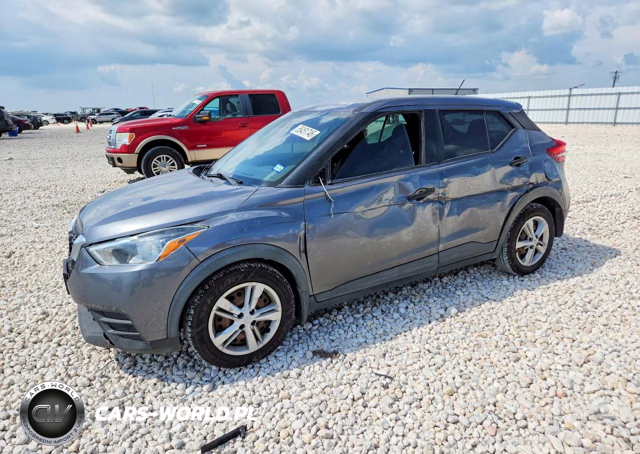 2020 Nissan Kicks S