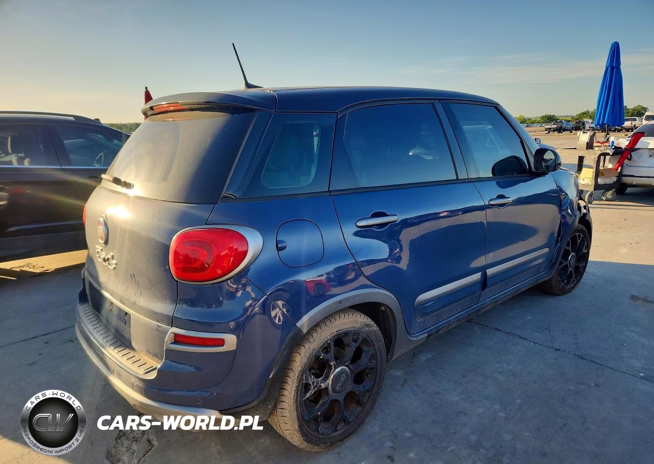 2018 Fiat 500L Trekking VIN:ZFBCFADH2JZ040713 - 3