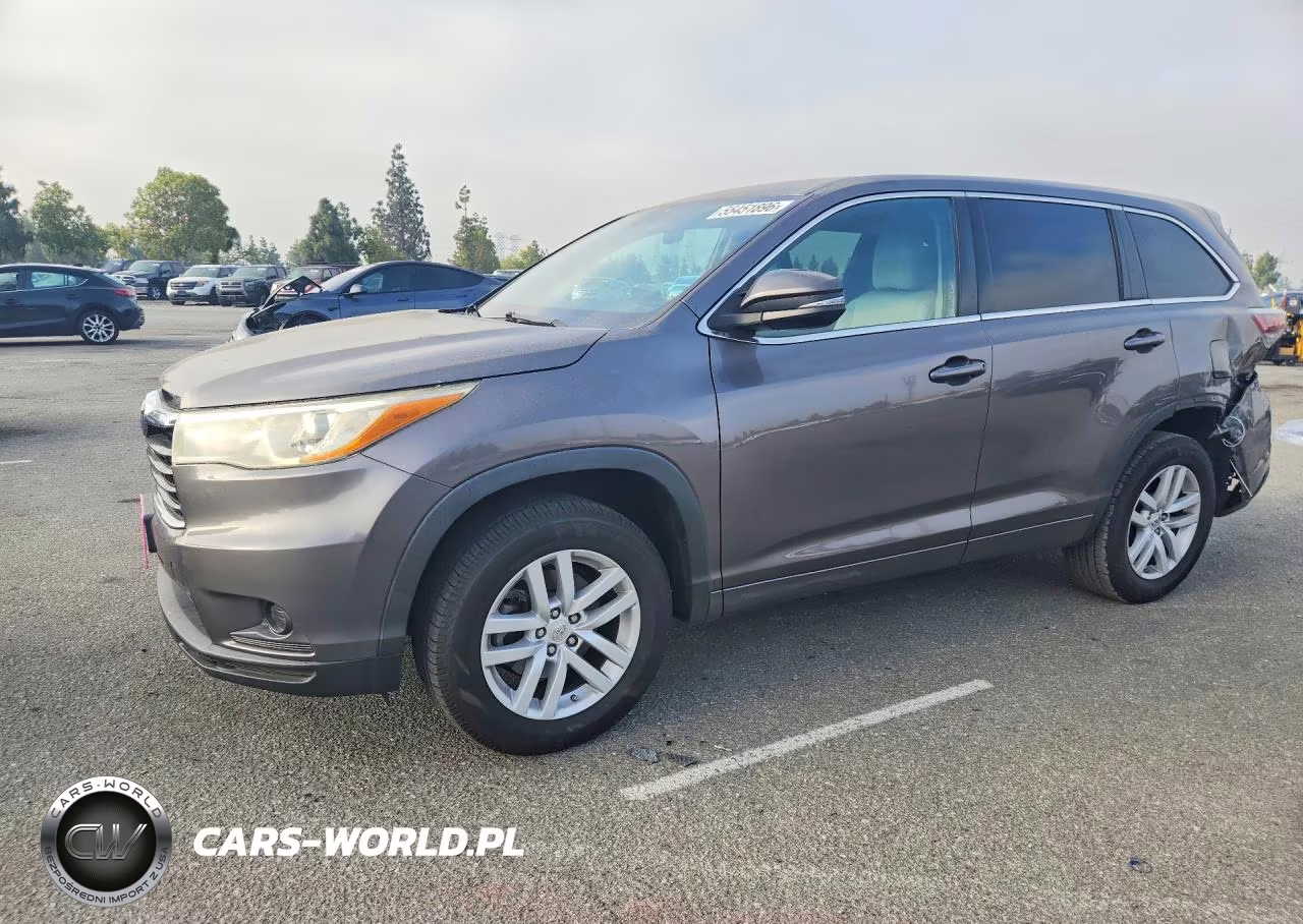 2015 Toyota Highlander Le – zdjęcie 1 z 12