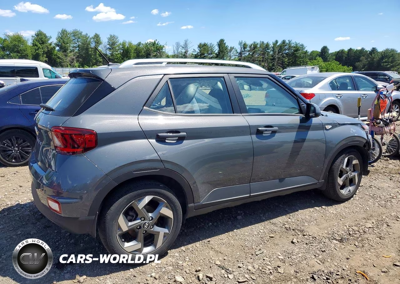 2024 Hyundai Venue Sel VIN:KMHRC8A30RU328431 - 3