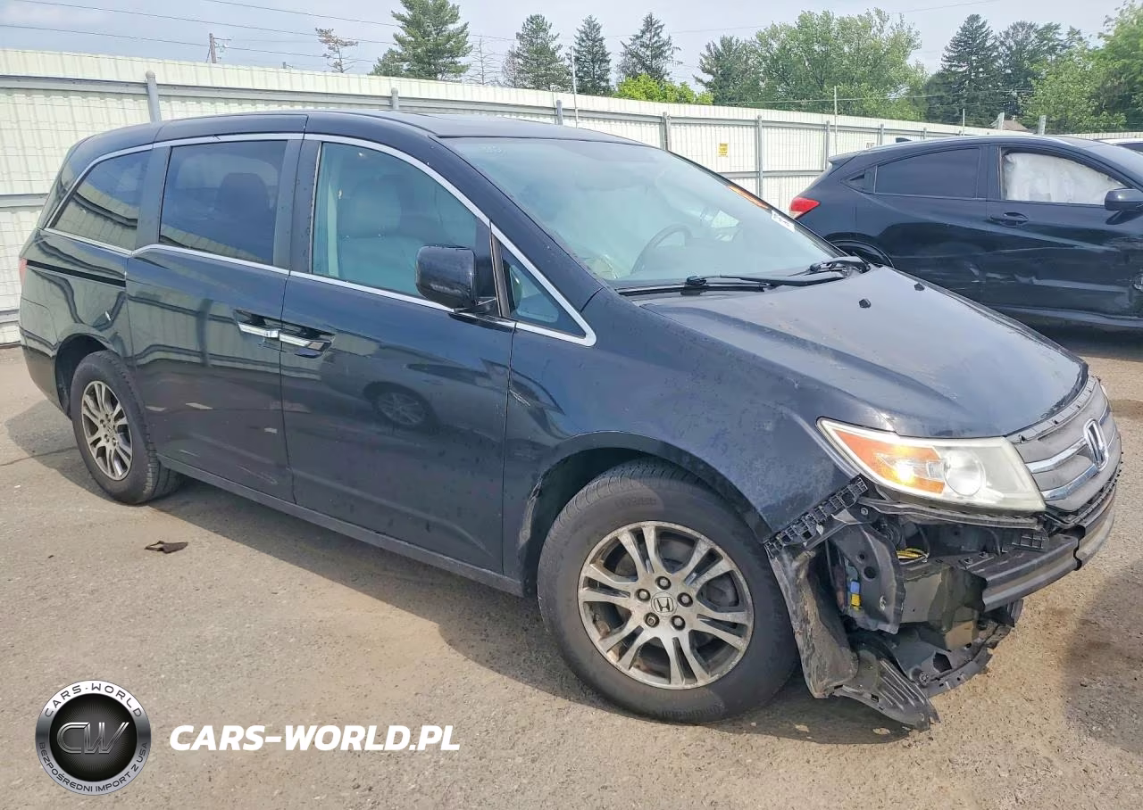 2013 Honda Odyssey Exl VIN:5FNRL5H64DB053795 - 4
