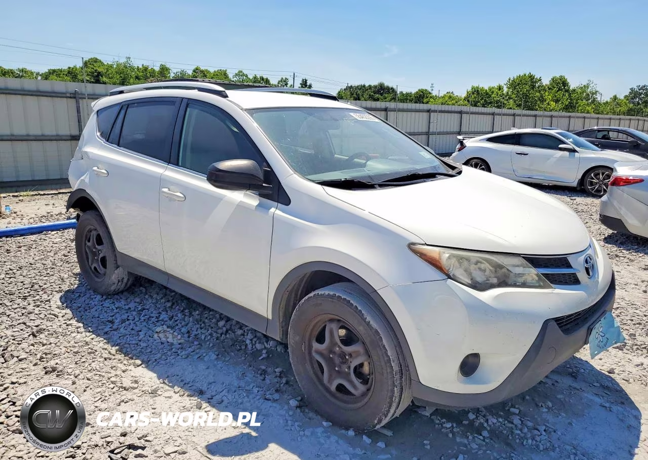 2015 Toyota Rav4 Le VIN:JTMBFREV3FJ031908 - 4