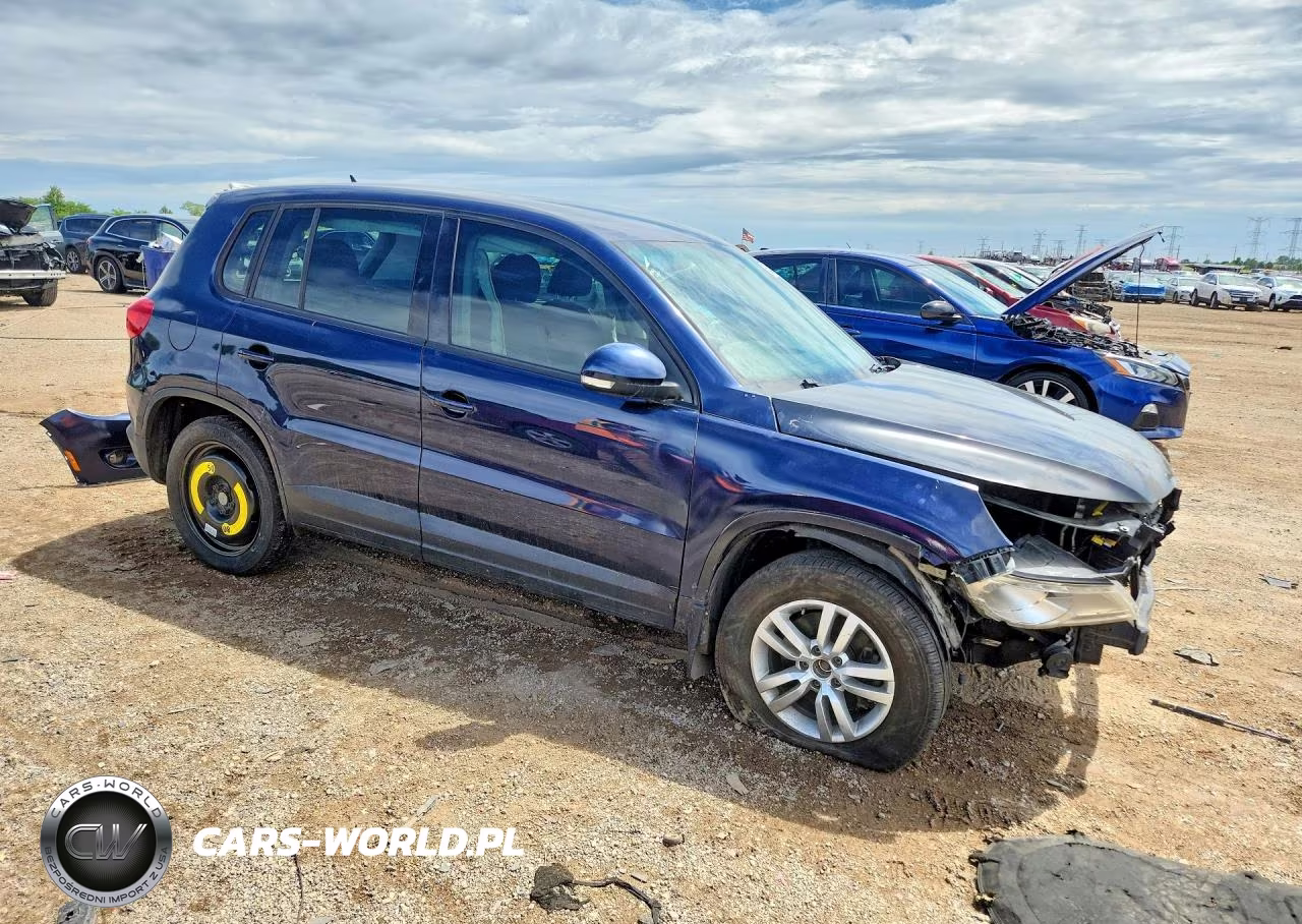 2014 Volkswagen Tiguan S-Se-Sel-R-Line VIN:WVGAV3AX6EW548250 - 4