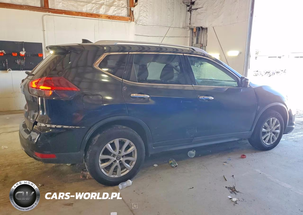 2018 Nissan Rogue Sv VIN:JN8AT2MV0JW305174 - 3