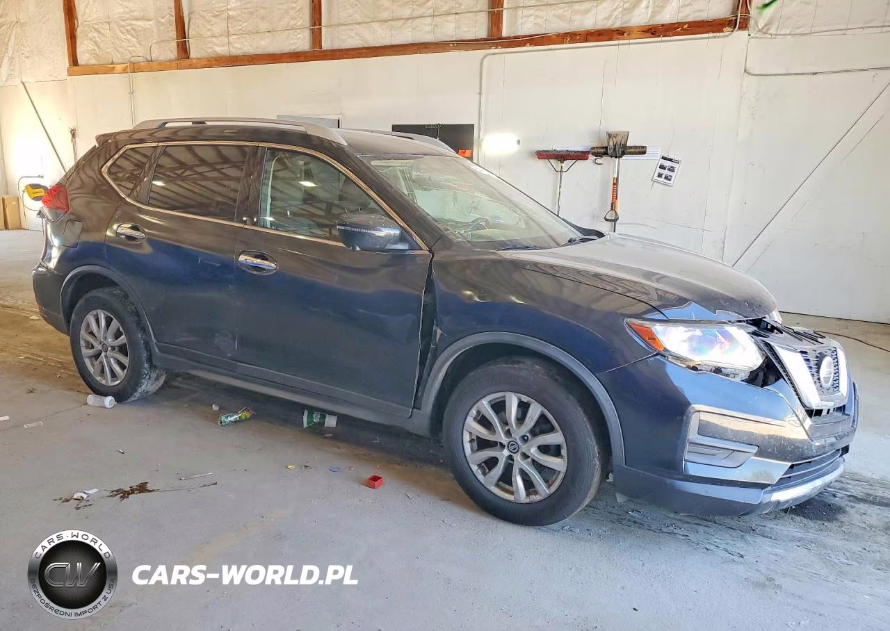 2018 Nissan Rogue Sv VIN:JN8AT2MV0JW305174 - 4