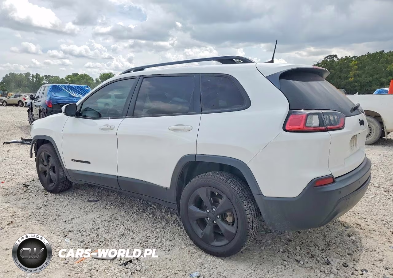 2019 Jeep Cherokee Latitude Plus VIN:1C4PJLLB4KD490352 - 2