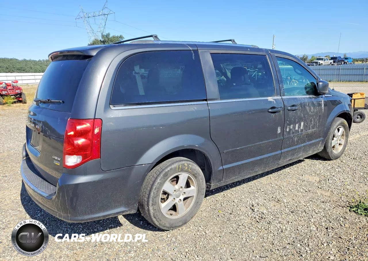 2011 Dodge Grand Caravan Crew VIN:2D4RN5DG7BR719013 - 3