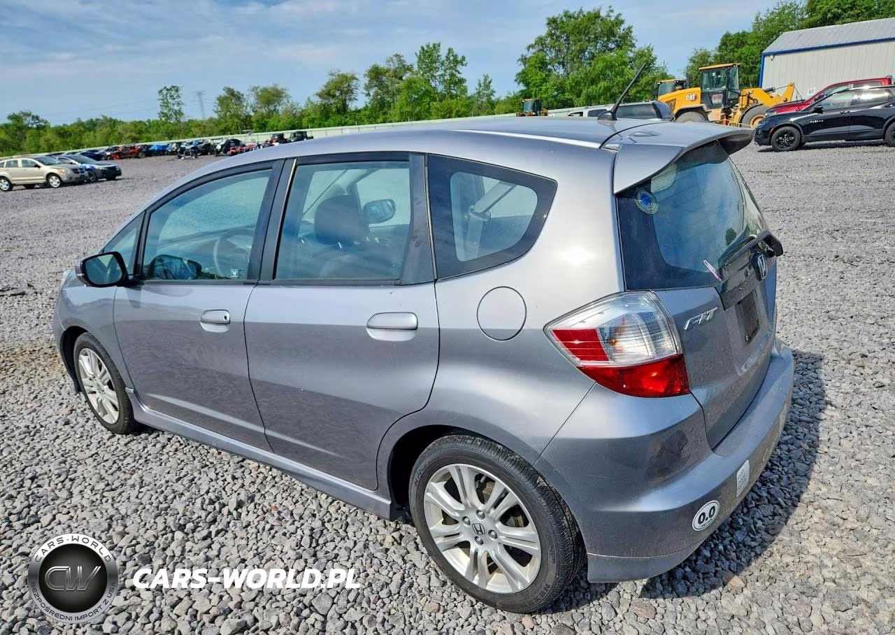 2010 Honda Fit Sport VIN:JHMGE8H4XAS015535 - 2