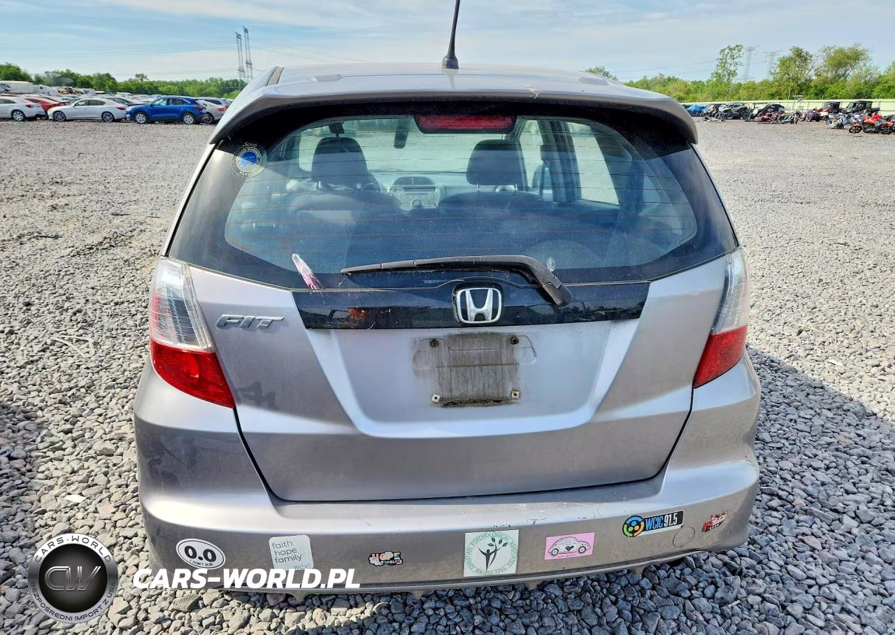2010 Honda Fit Sport VIN:JHMGE8H4XAS015535 - 6