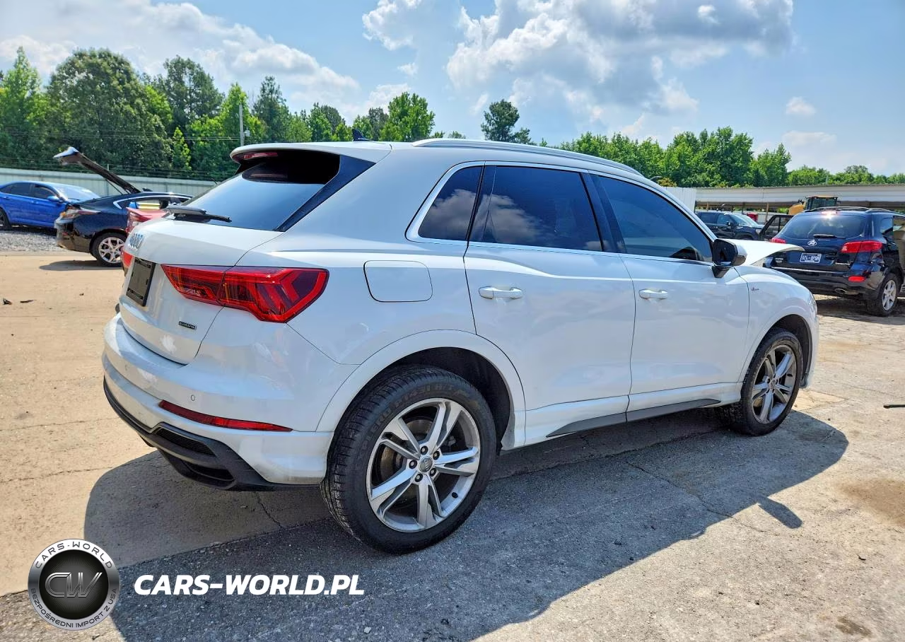 2020 Audi Q3 Premium S Line VIN:WA1DECF31L1102356 - 3