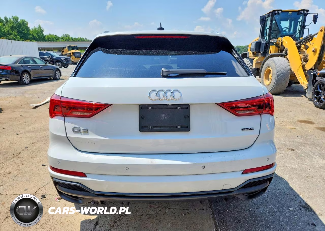 2020 Audi Q3 Premium S Line VIN:WA1DECF31L1102356 - 6