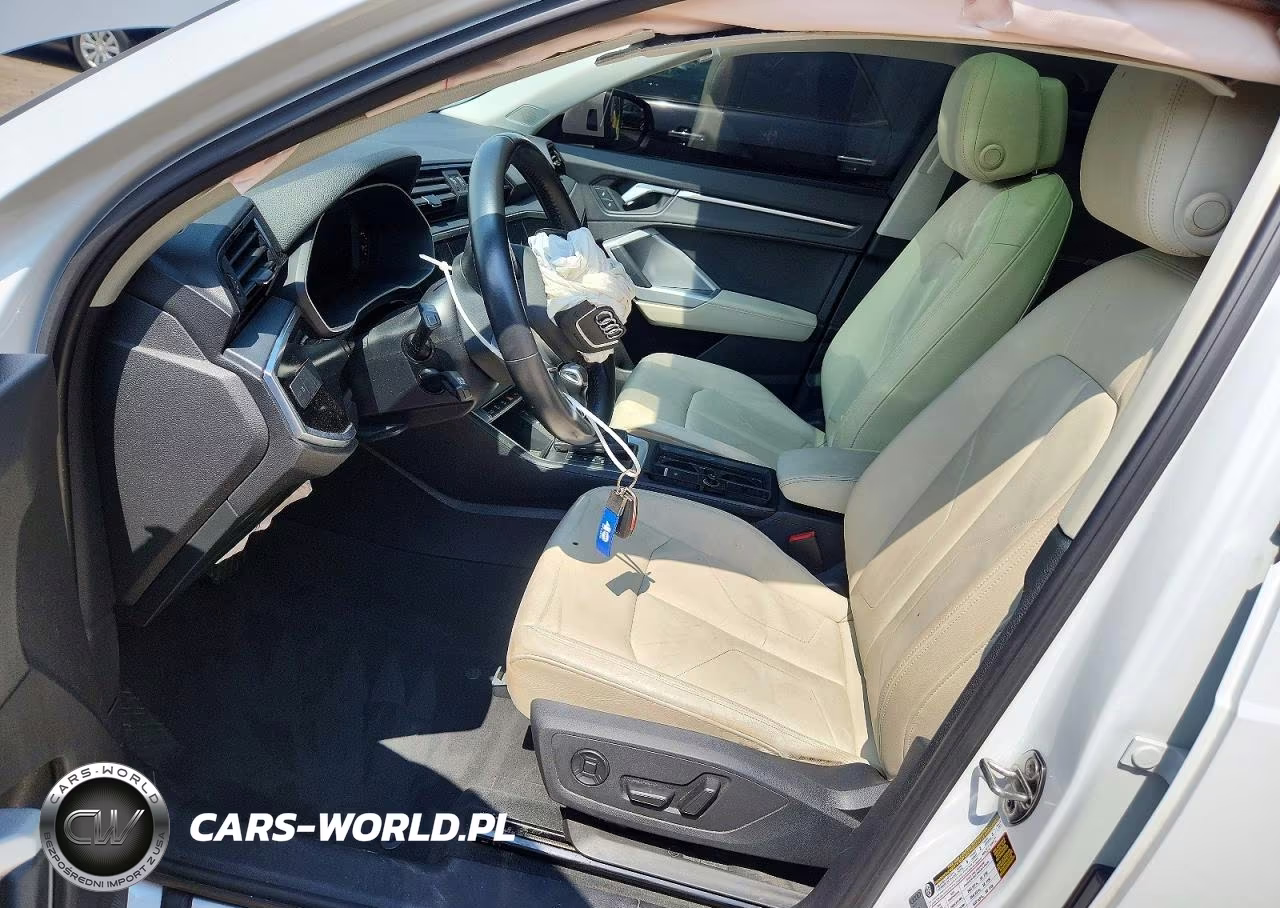 2020 Audi Q3 Premium S Line VIN:WA1DECF31L1102356 - 7