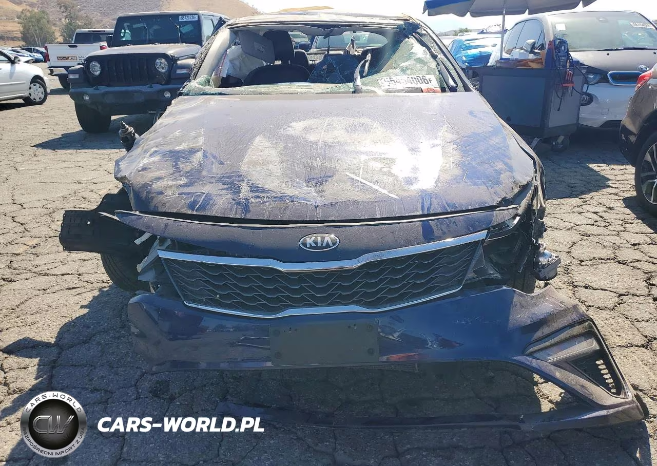 2020 Kia Optima S VIN:5XXGT4L36LG410842 - 5