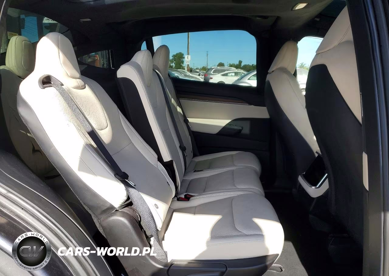 2023 Tesla Model X VIN:7SAXCAE58PF386925 - 10
