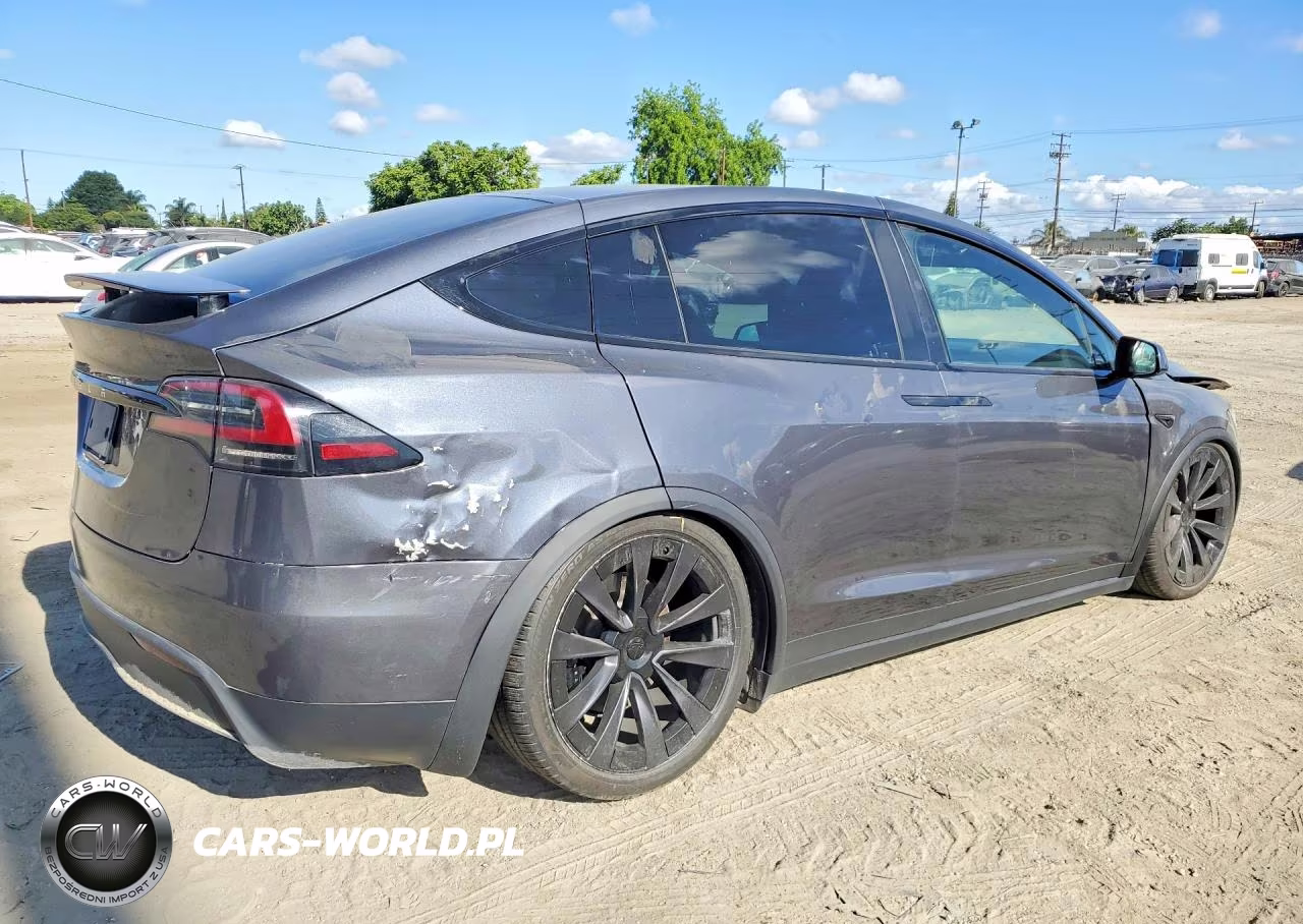 2023 Tesla Model X VIN:7SAXCAE58PF386925 - 3