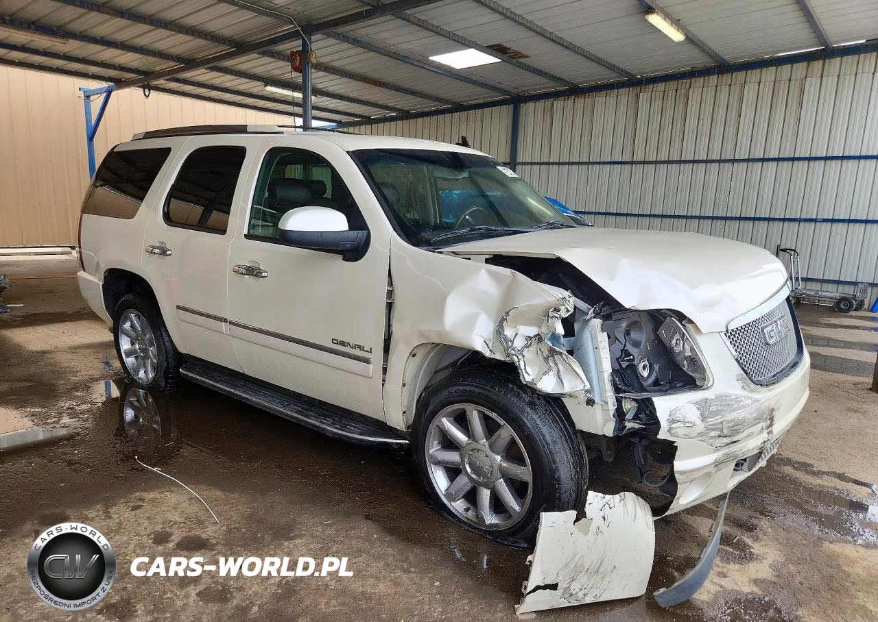 2010 GMC Yukon Denali VIN:1GKUKEEF4AR224931 - 4