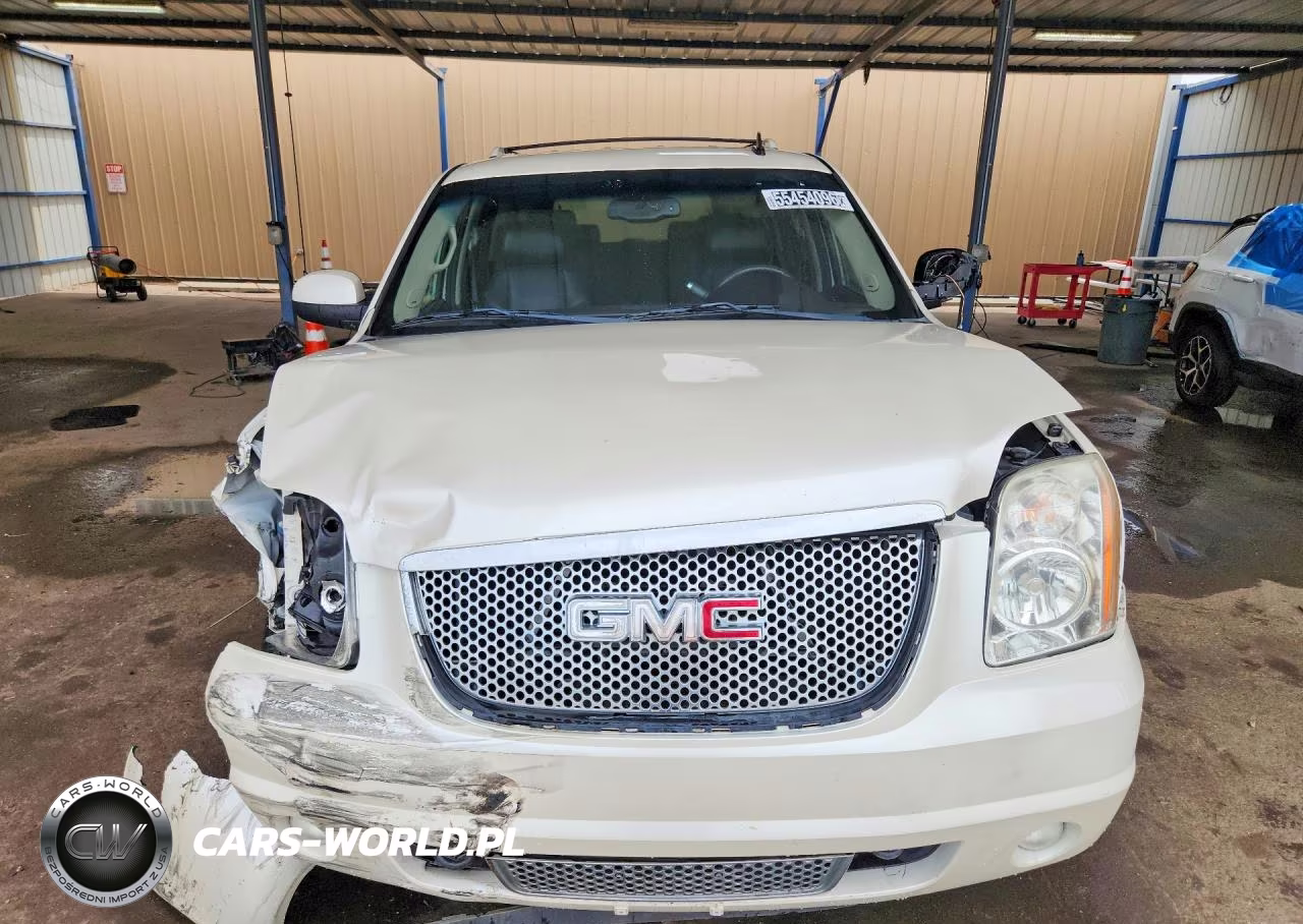 2010 GMC Yukon Denali VIN:1GKUKEEF4AR224931 - 5
