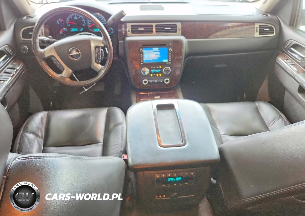 2010 GMC Yukon Denali VIN:1GKUKEEF4AR224931 - 8